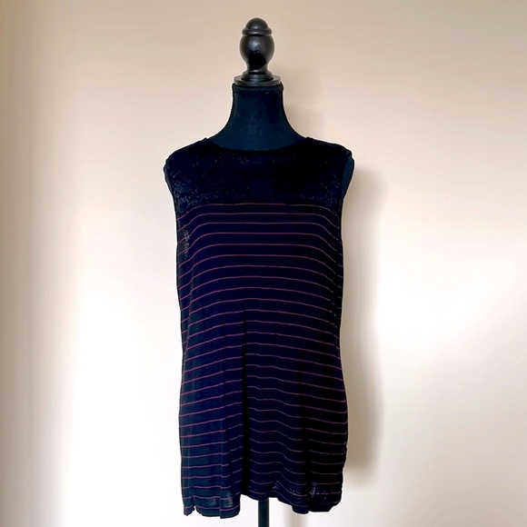 The Limited Sleeveless Top with Lace Detail - Picture 2 of 3